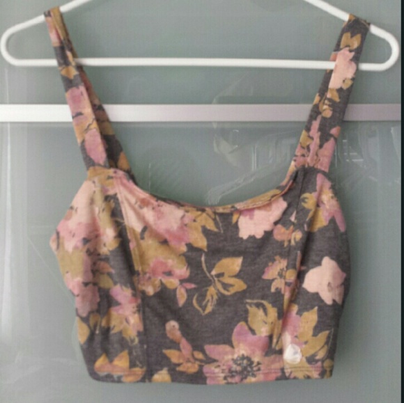 Crop top - Picture 4 of 5