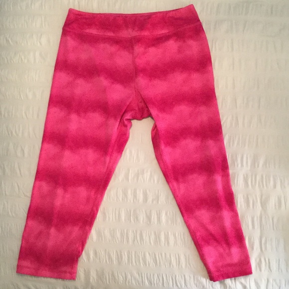Kyodan Dri-Fit Capri Athletic Pink Tie Dye Pants