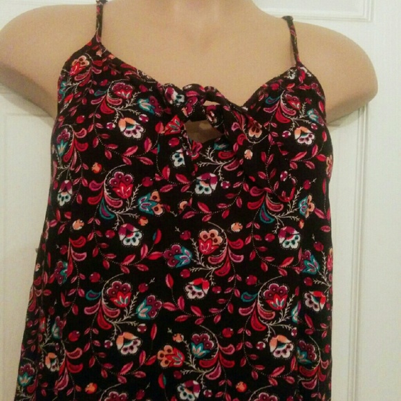 Dress - Picture 8 of 9