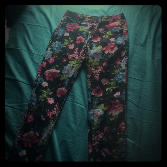 Flower printed jeans