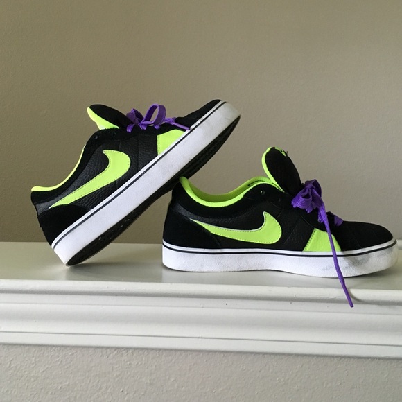 Nike shoes black and neon