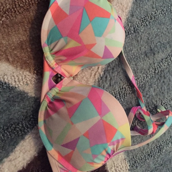 Cute bikini top