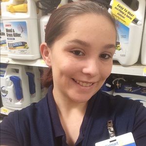 Meet your Posher, Lisa