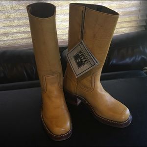 Frye 12R Campus Boots, Banana. NIB.