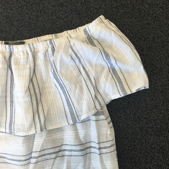 LAST ONE! Off The Shoulder Top with Navy Stripes - Picture 3 of 4