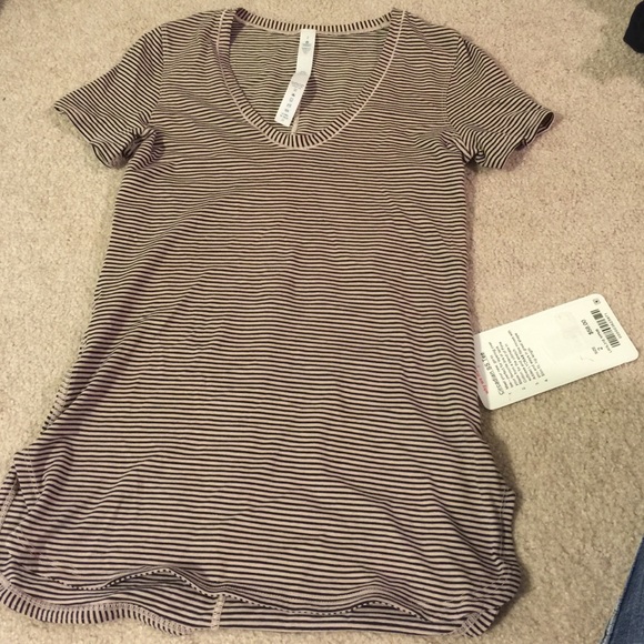 🎈SOLD🎈lululemon circadian short sleeve tee