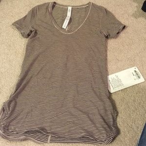🎈SOLD🎈lululemon circadian short sleeve tee