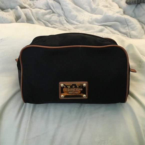 Authentic Michael kors makeup bag