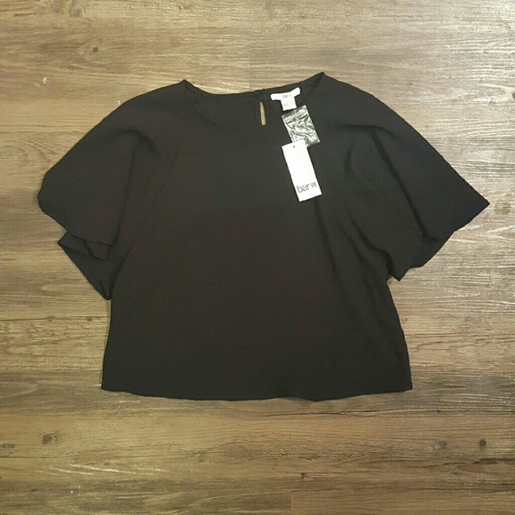 NWT Bar III Top