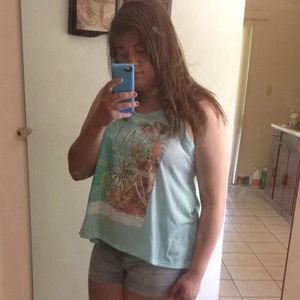 Meet your Posher, Toni