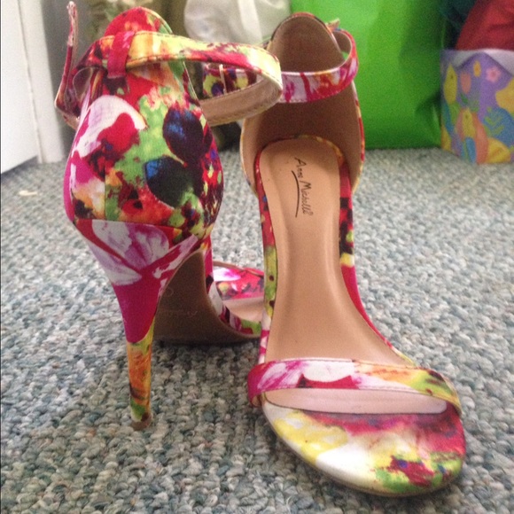 Anne Michelle heels. Worn once! Size 9 - Picture 1 of 3