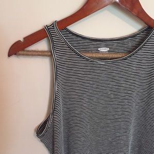 ⚫️⚪️Black Striped Tank⚪️⚫️