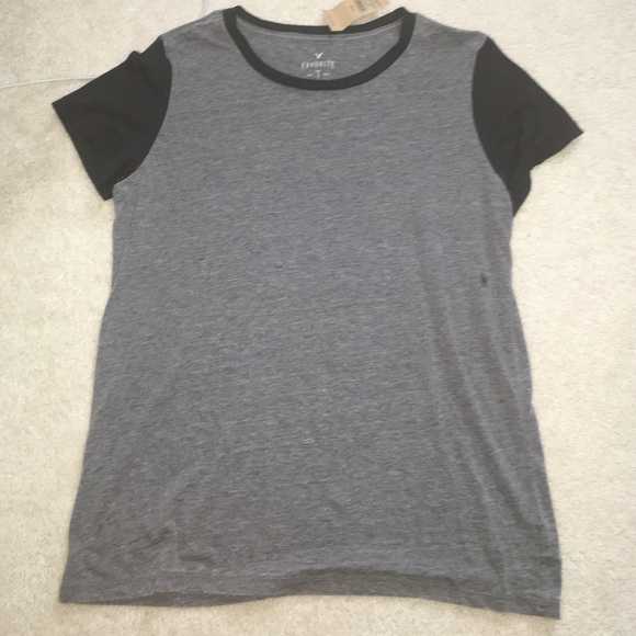 American Eagle T-shirt