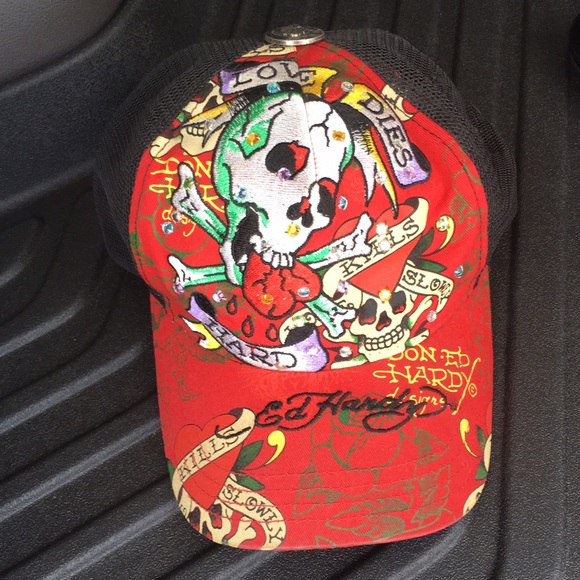 🚨CLEARANCE🚨Ed Hardy cap! Love Dies!!