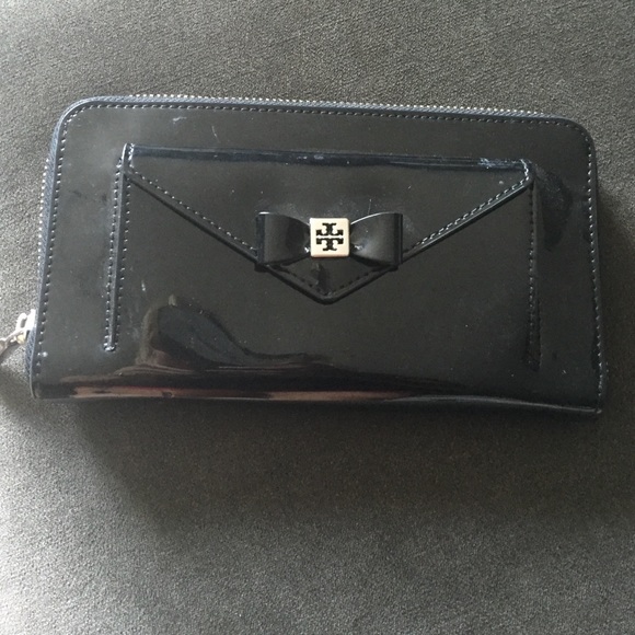 Tory Burch Wallet