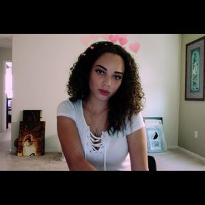 Meet your Posher, Ari