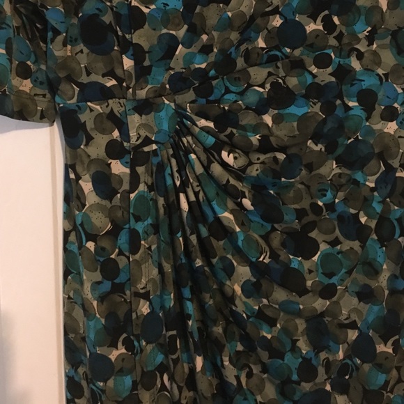 Dress - Picture 4 of 4