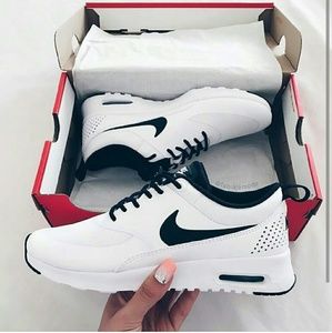 Meet your Posher, Kassandra