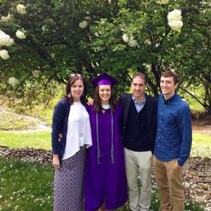 Meet your Posher, Lauren