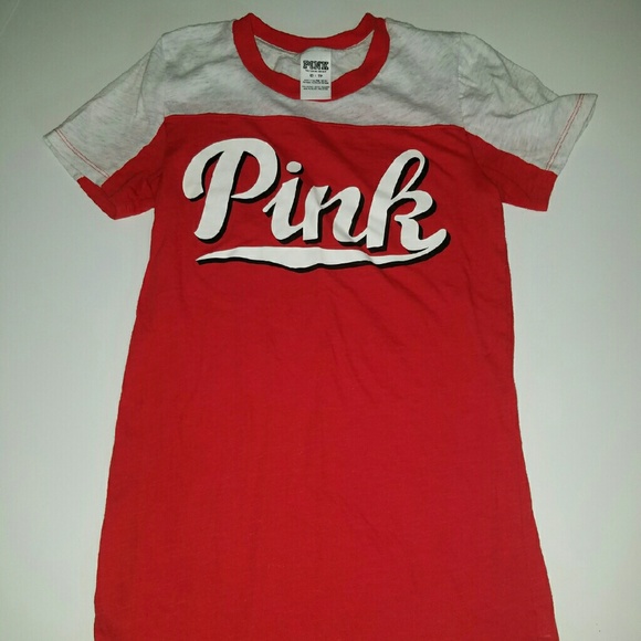 VS pink shirt