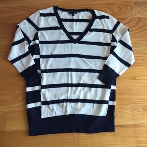 GAP Striped V-Neck Sweater 3/4 Sleeve