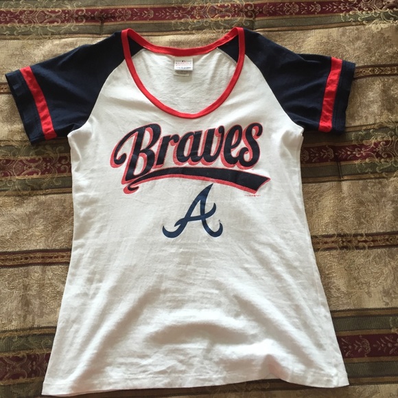 braves shirt!