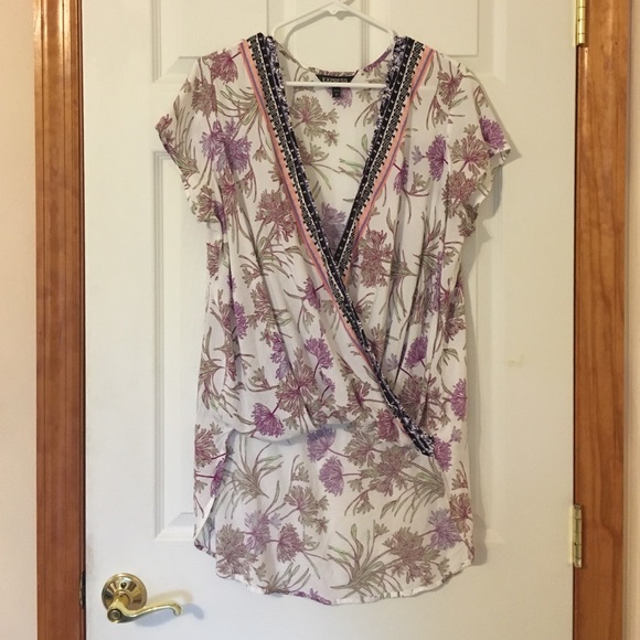 SALE ‼️ EXPRESS Top L ❤️