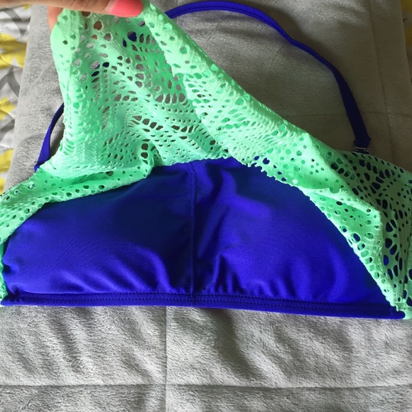 Matching swimming suit pair - Picture 4 of 4