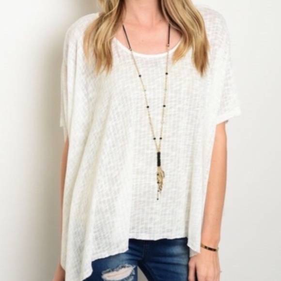 LAST ONE! 😱😱😱Trendy Flowy Top✨ - Picture 4 of 4