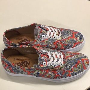 Vans Authentic Paisley