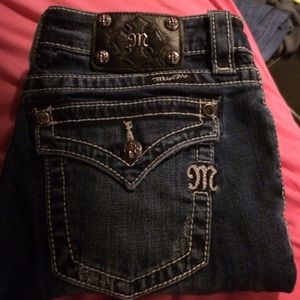 Size 28 skinny Miss Me jeans!