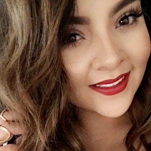 Meet your Posher, Jasmine