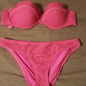 American Eagle aerie swim suit.