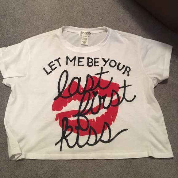 Freshtops "let me be your last first kiss" cropped