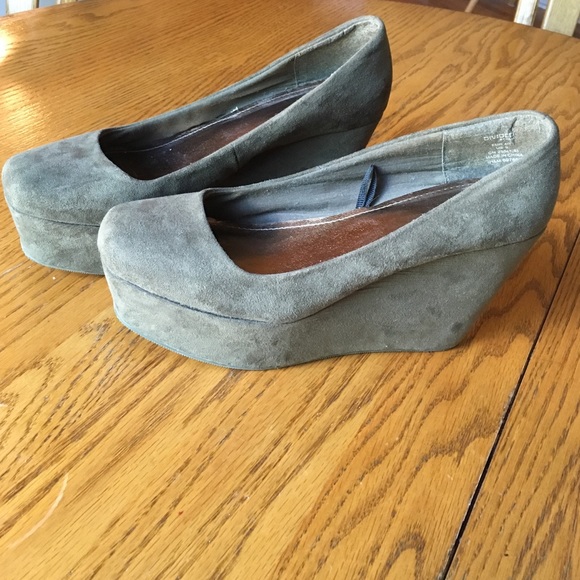 Army Green Wedge Heels