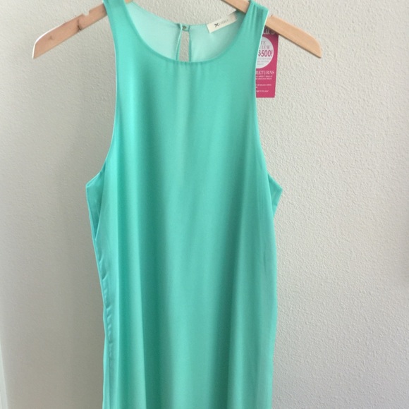 LuLu's light green maxi dress