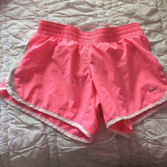 Girls XL dri-fit running short