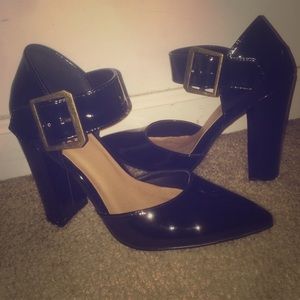 ⚜Michael Antonio Black Heels⚜