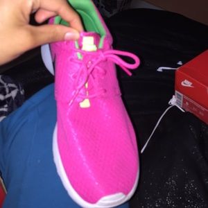 Pink Roshe run