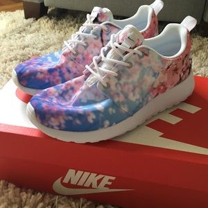 Nike Roshe One Cherry Blossom