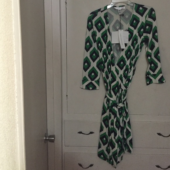 ✨Diane Von Furstenberg Wrap Dress✨