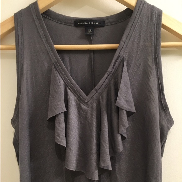 Frilly gray Banana Republic cotton tank
