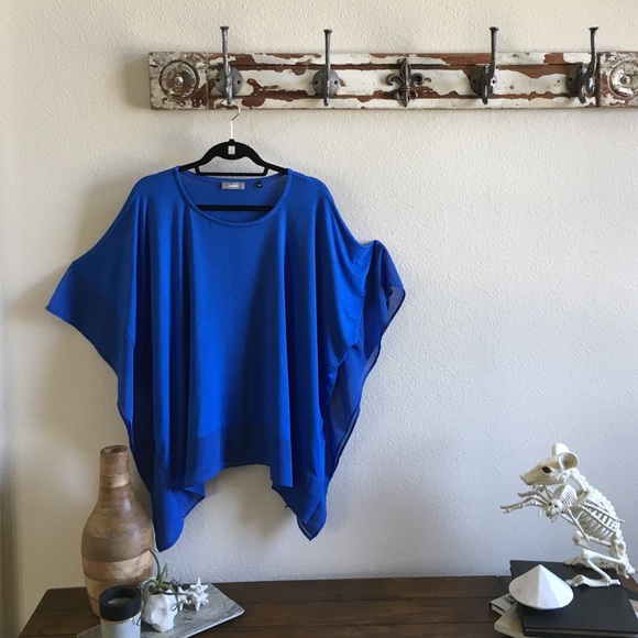 Neiman Marcus Jackets & Blazers - Neiman Marcus Summer Throw Over