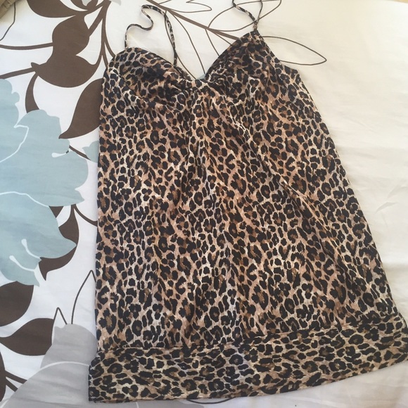 ⭐️BUY 3, GET 1 FREE⭐️ NWOT Victoria's Secret Slip