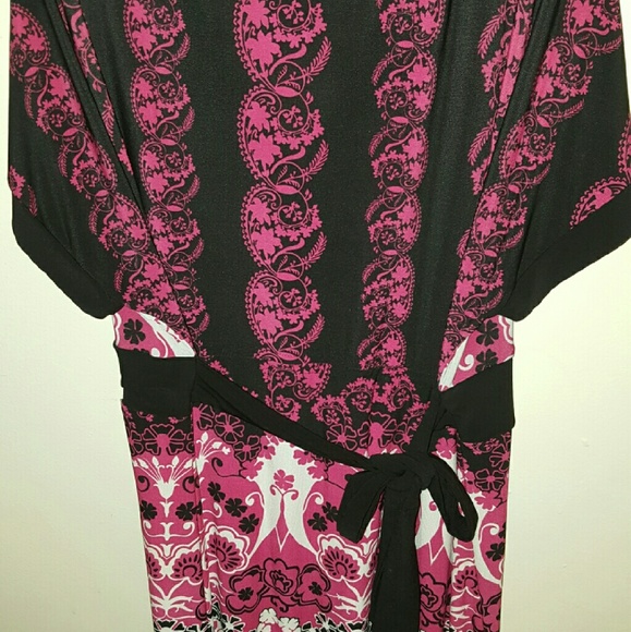 Deep v dress shirt - Picture 2 of 3