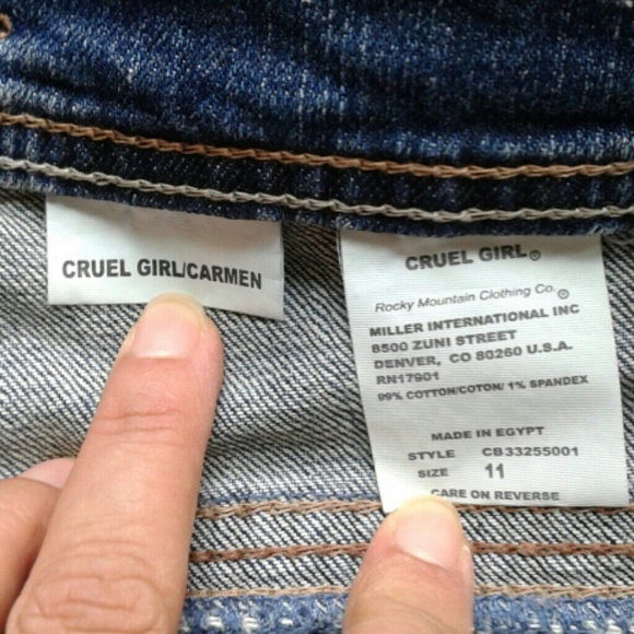 Shorts. Size 11 - Picture 3 of 3