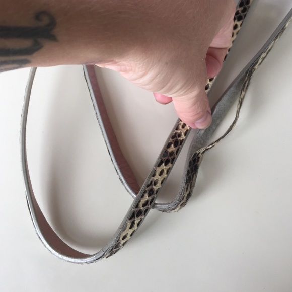Barr & Barr snakeskin Tote & Clutch!!! Removable - Picture 4 of 4
