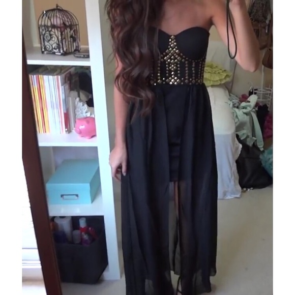 Forever 21 Black dress