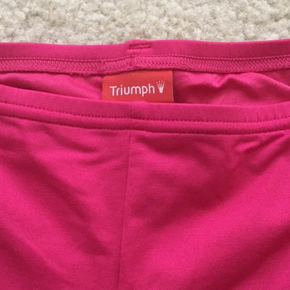 Triumph swim under bottom - Picture 2 of 3