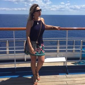 Meet your Posher, Yolanda